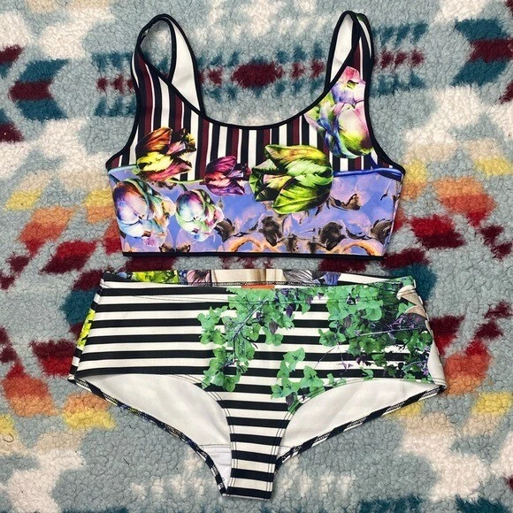 Clover Canyon bikini dos piezas xs m traje de baño Foto 1 de 4
