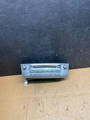 Unidad de placa frontal de radio control Infiniti M37 2011 2012 2013 reproductor de CD N5208 DG Foto 1 de 4