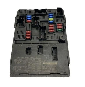 Nissan Versa power supply control 13 15 module unit assy S model 284B71HR0C OEM - Picture 1 of 8
