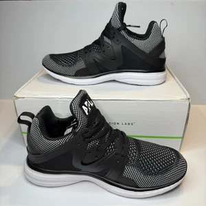 APL Ascend Damen-Trainingsschuhe schwarz-weiß Größe 9,5 neu im Karton - Bild 1 von 13