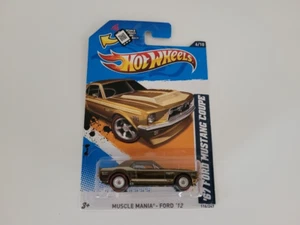 Ford Mustang Super Treasure Hunt '67 2012 cupé dorado Hot Wheels - Imagen 1 de 4