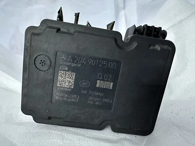 MERCEDES W204 BRAKE PUMP ABS ESP HYDRAULIC BRAKING UNIT A2049012500 - Image 1 of 3