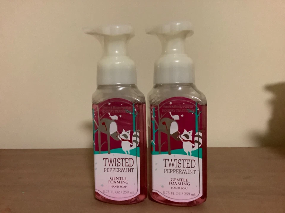 2 Bath & Body Works Twisted Peppermint Gentle Foaming Hand Soap 2014