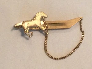 Vintage 1950’s Anson Goldtone Tie Bar Clip with Horse and Chain Signed - Picture 1 of 4