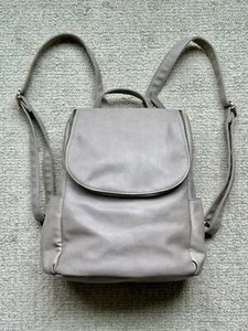 Joy Susan Kerri Side Pocket Backpack in Taupe Retails $72 - Picture 1 of 18