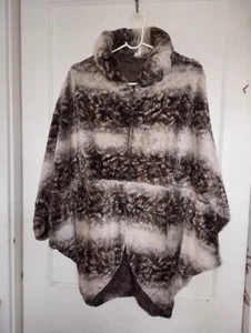 Womens Faux Fur Poncho Winter Warm Cloak - Picture 1 of 3