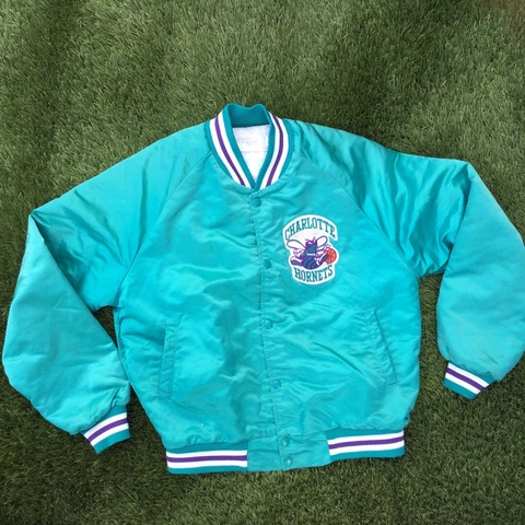 Vintage OG Chalk Line Charlotte Hornets M Starter Style Spellout Rare HAS FLAWS Cover