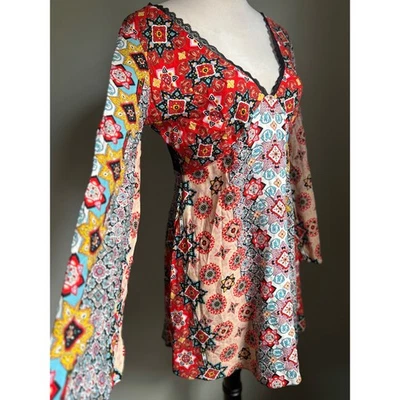 ASOS богемное цветочный длинным рукавом мини-платье черный кружевной назад 10 фея каприз красный - Изображение 1 из 4