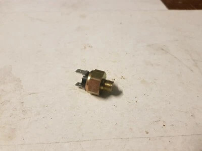 Interrupteur Lumière Stop Freins Simca 1000 1100 1300 1500 1301 1501 - Photo 1/4