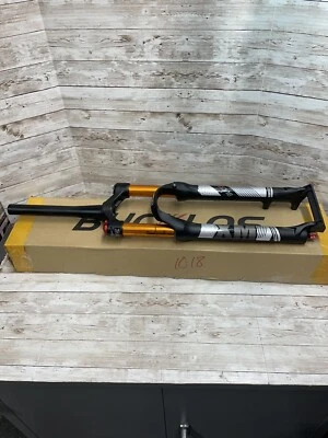 BUCKLOS 27.5”Air Tapered Suspension Fork 120mm Travel Rebound Disc Brake QR 9mm - Image 1 of 4