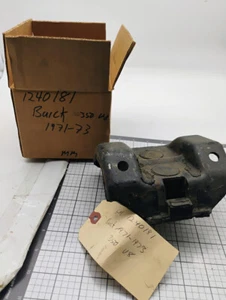 Buick 350 1971-73 1240181 Motor Mount NOS Made in USA - Picture 1 of 8