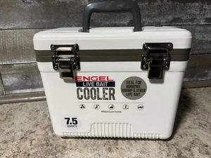 Engel Live Bait Cooler 7.5 Quart - Compact and Portable for Fishing - Picture 1 of 9