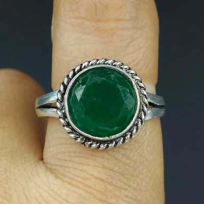 925 Sterling Silver Natural Green Garnet Gemstone Handmade Ring Size-9.5 US - Image 1 of 4