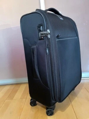 Koffer: Stratic Unbeatable 4.0, Größe M, black/schwarz, Weichschale, vier Rollen - Bild 1 von 4