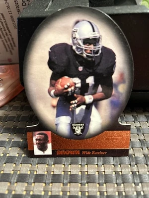 1997 Score Board Die-Cut Tim Brown #27 Oakland Raiders Football Card Sharp - Image 1 of 4