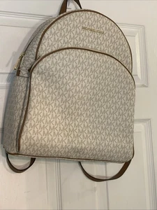 MICHAEL KORS JAYCEE LARGE ZIP POCKET MK VANILLA ACORN BACKPACK, SCHOOL BAG - Picture 1 of 15