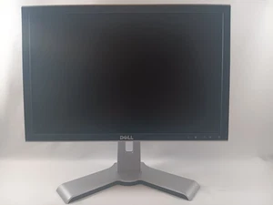 Dell Ultrasharp 20" Widescreen 2009Wt LCD Monitor Silver 1680x1050. - Picture 1 of 3