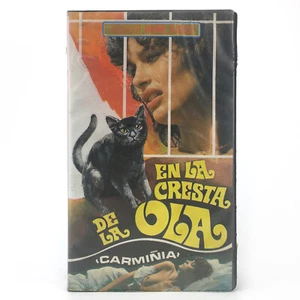 EN LA CRESTA DE LA OLA MARIA DE LOS ANGELES MEDRANO ARGENTINA CARMIÑA MUCAMA VHS - Imagen 1 de 2