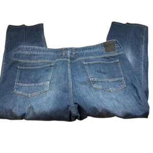 TOMMY BAHAMA Vintage Slim Denim Jeans Medium Wash Size 44x32 (see measurements) - Picture 1 of 10