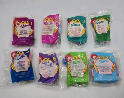 McDonalds 1999 Barbie & Friends Estatuillas Happy Meal Juguetes Juego Completo de 8 NUEVO Foto 1 de 4