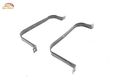 AUDI Q3 2015-2018 CORREA DE TANQUE DE COMBUSTIBLE SOPORTE DE METAL FABRICANTE DE EQUIPOS ORIGINALES - JUEGO DE 2- Foto 1 de 4