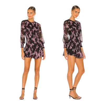 Mini Vestido Misa Los Angeles Roisin Bayas Floral Metálico Negro Rosa Pequeño Foto 1 de 4