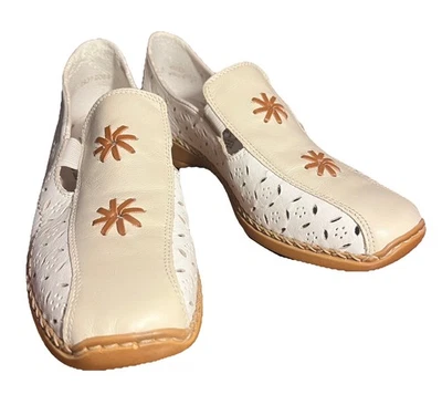 Zapato REIKER Cuero Recortado Crema Bronceado Sin Cordones Anti Estrés Plano Talla 38 UK5 EN MUY BUENA CONDICIÓN  Foto 1 de 4