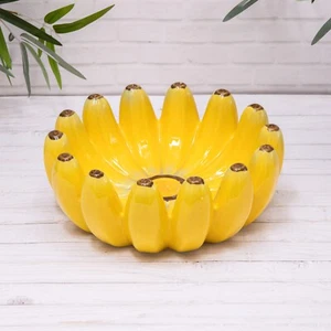 Portafrutta a forma di banana piatto decorativo in ceramica gialla - Foto 1 di 3