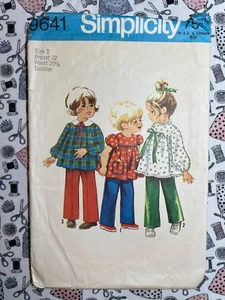Simplicity Pattern 9641 Toddlers' Top and Pants Size 3 Cut Complete - Picture 1 of 3