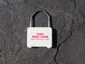 Vintage Mobil Oil Key Fob Keychain Kline's Service Station Beaver Springs Pa - Picture 1 of 4