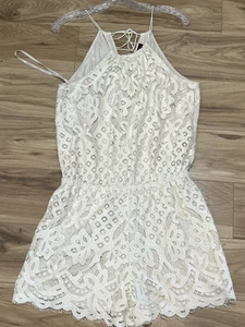 Jessica Simpson Size L Ivory Lace Romper Halter Top Lined Cottagecore Boho EUC - Picture 1 of 7