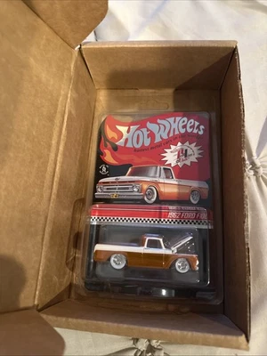 Ford F-100 1962 Red Line Club RLC # 12007/25.000 naranja en remitente Hot Wheels Foto 1 de 4