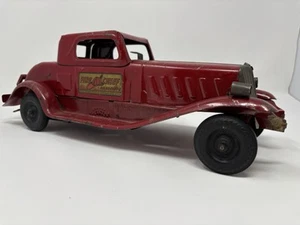Girard Fire Chief Siren Coupe Wind-Up Toy Car Antique Original White Red - Picture 1 of 22