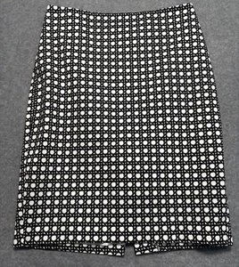 Ann Taylor Womens Skirt Pencil/Straight Black/White Sz 2 28x21 Geometric Stretch - Picture 1 of 9
