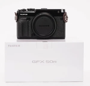 FUJIFILM GFX 50R Gehäuse- 4000 Auslösungen - Bild 1 von 10