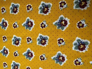 L'Esprit Provence quilt fabric by Moda 21007-13 flowers on yellow - Picture 1 of 5