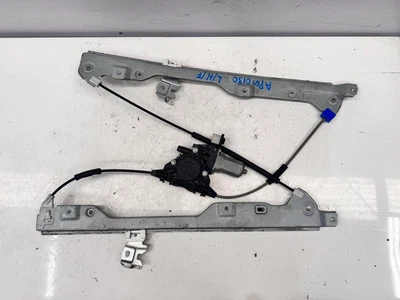 Nissan XTRAIL Left Front Door Window Regulator T31 09/2007-12/2013 - image 1 of 4