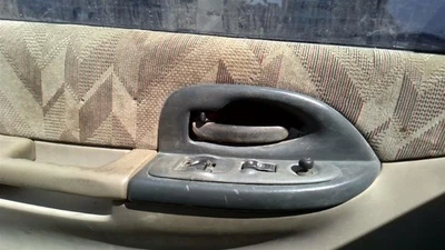 VENTURE   1998 Door Handle Interior 29619270 - Image 1 of 4