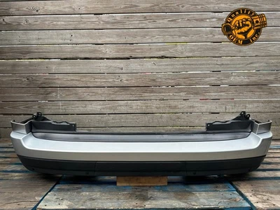 2013-2017 LAND RANGE ROVER L405 TAMPA TRASEIRA DO PARA-CHOQUE COM SENSORES DE ESTACIONAMENTO (PRATA) FABRICANTE DE EQUIPAMENTO ORIGINAL - Imagem 1 de 4