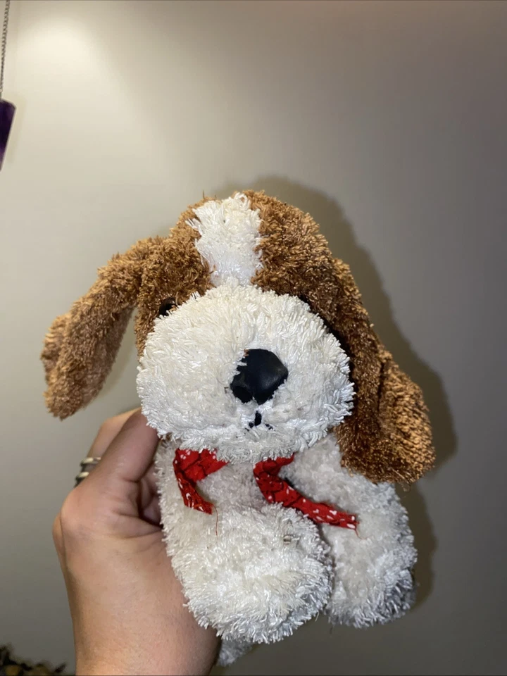 复古 2004 年动物冒险小猎犬狗毛绒棕色白色填充动物 — 第 1/4 张图片