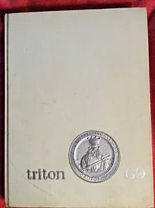 VINTAGE JAHRBUCH 1969 GRÜNE STÖCKE NACHSTÄNDE HIGH SCHOOL KALIFORNIEN - Bild 1 von 5