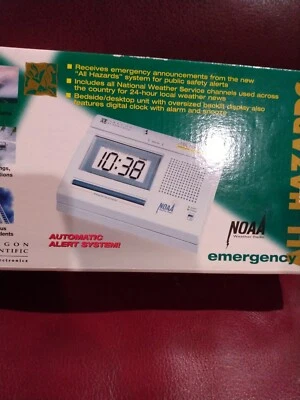 Oregon Scientific Weather Radio WR-3000 Emergency Automatic Alert System - Image 1 of 4