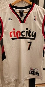 VTG NBA Adidas Portland Trailblazers Brandon Roy Jersey 7 Mens Medium Rip City - Picture 1 of 9