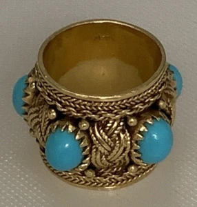 Men’s 10K Yellow Gold and Turquoise Ring Size 6/7 - Picture 1 of 3