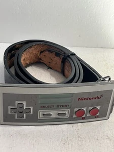 - 2010 Nintendo Belt Buckle On Stamped Leather Belt Waist 28-32 - Picture 1 of 7