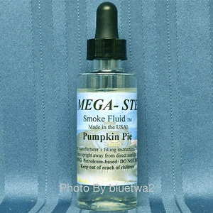 MEGA-STEAM PUMPKIN PIE Rauchflüssigkeit für Lionel MTH G O HO Spur N S Dieselmotor - Bild 1 von 3