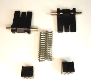 Numark TT-1510 Plattenspieler Scharniere Baugruppe für Staubschutz (Set) - Bild 1 von 1