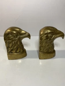 Lote de 2 sujetalibros vintage de latón con cabezas de pájaro de águila calva estilo federal de Corea años 70’s - Imagen 1 de 7