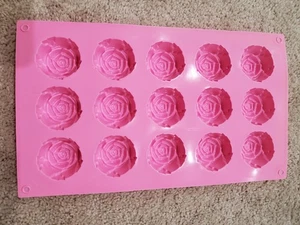 Rosebud silicone Candy molds, Chocolate Mold Valentine's Day wedding 15 cavity - Picture 1 of 7