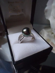 Tahiti 10mm Cultured Black Pearl 0.16ct Diamond 9ct White Gold Ring Size P Box - Picture 1 of 15